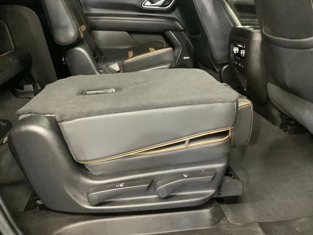 2021 GMC Yukon XL AT4