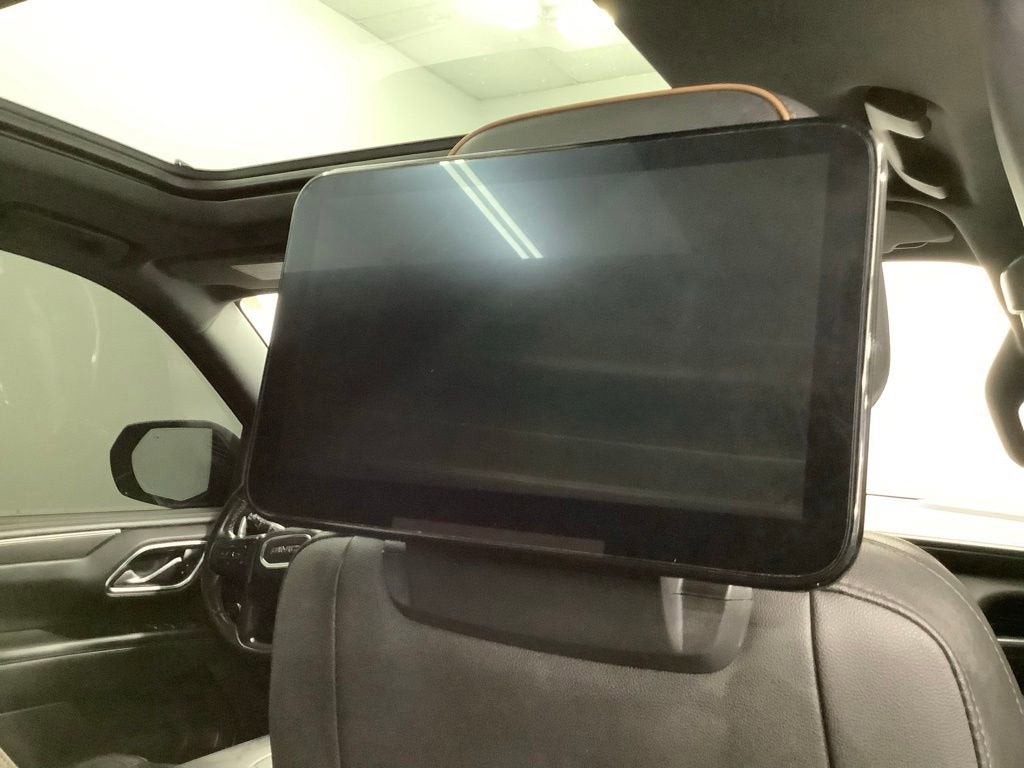 2021 GMC Yukon XL AT4