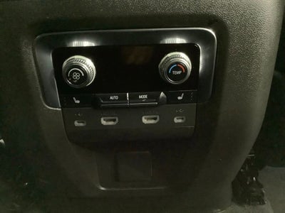 2021 GMC Yukon XL AT4