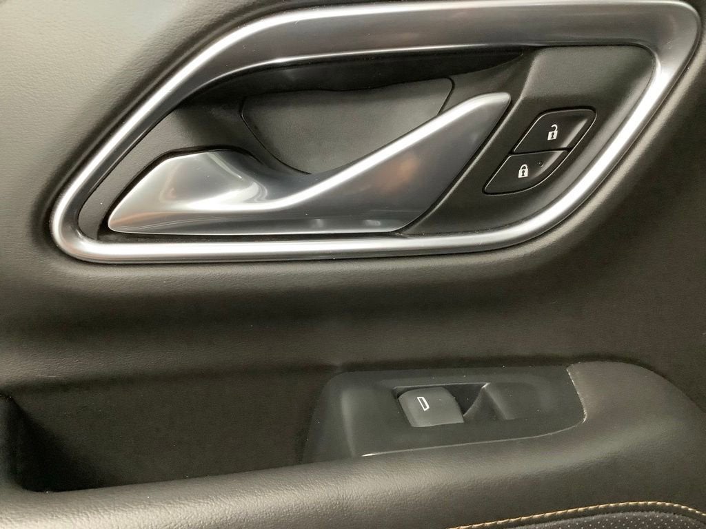 2021 GMC Yukon XL AT4