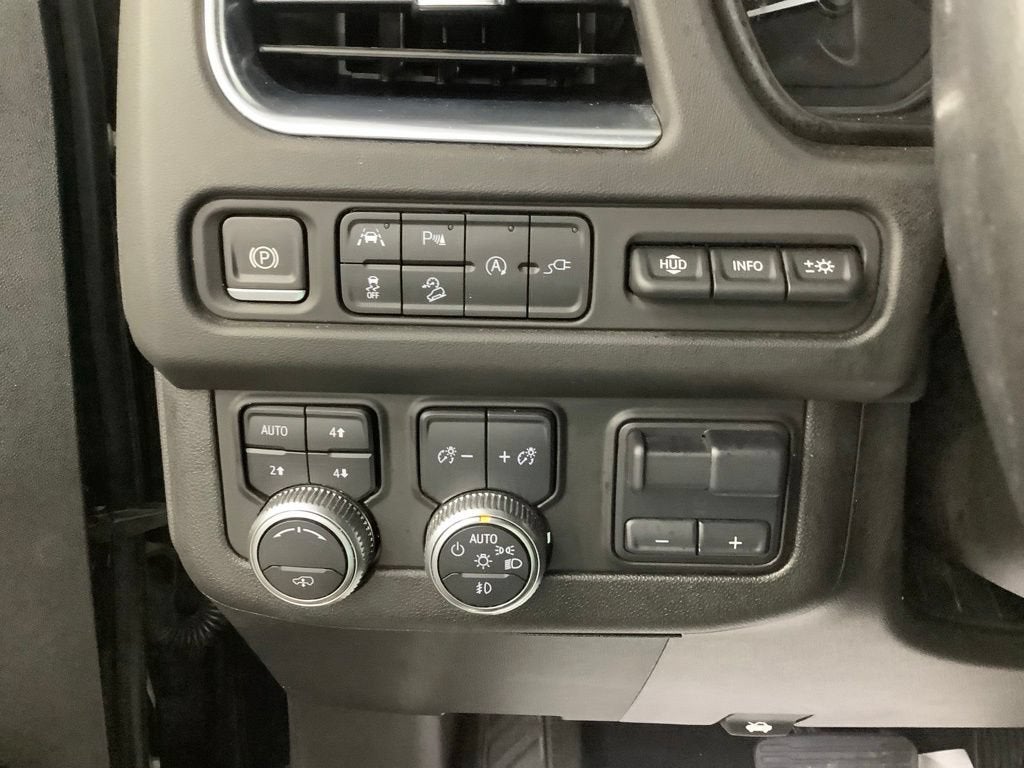 2021 GMC Yukon XL AT4