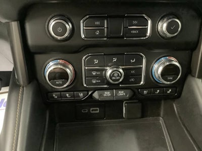 2021 GMC Yukon XL AT4
