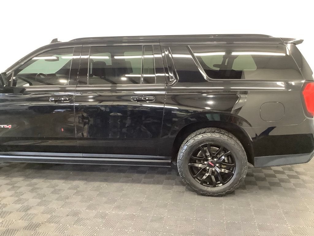2021 GMC Yukon XL AT4