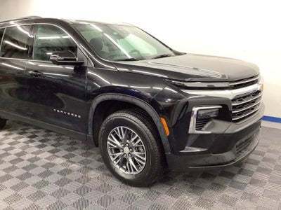2024 Chevrolet Traverse LT