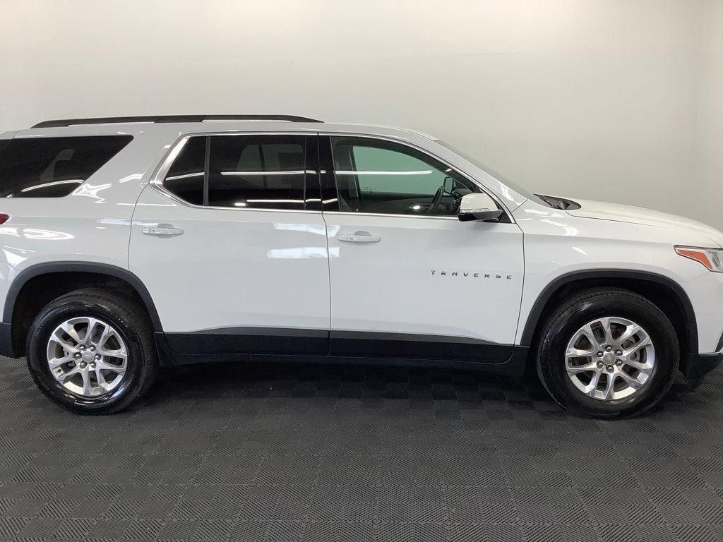 2020 Chevrolet Traverse LT Leather