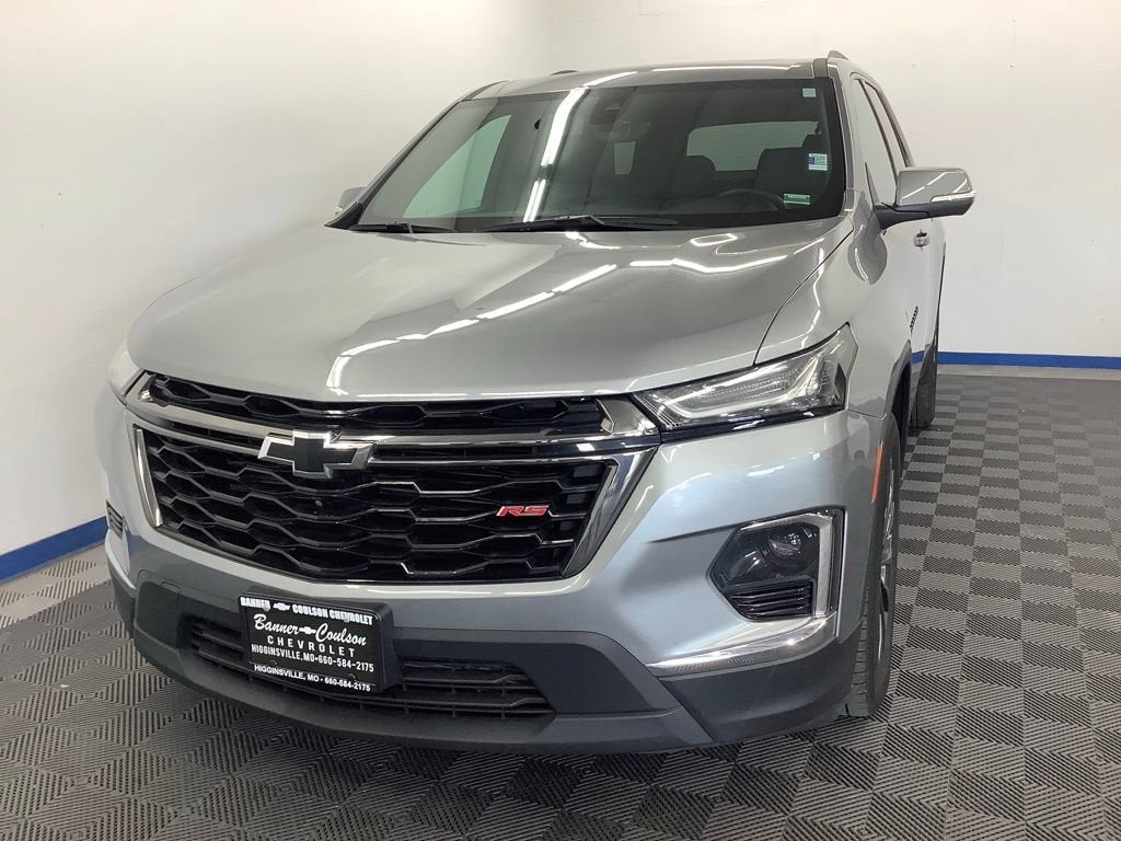 Used 2023 Chevrolet Traverse RS with VIN 1GNEVJKW9PJ317415 for sale in Kansas City