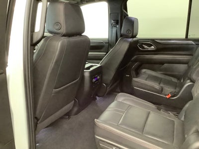2023 Chevrolet Suburban RST