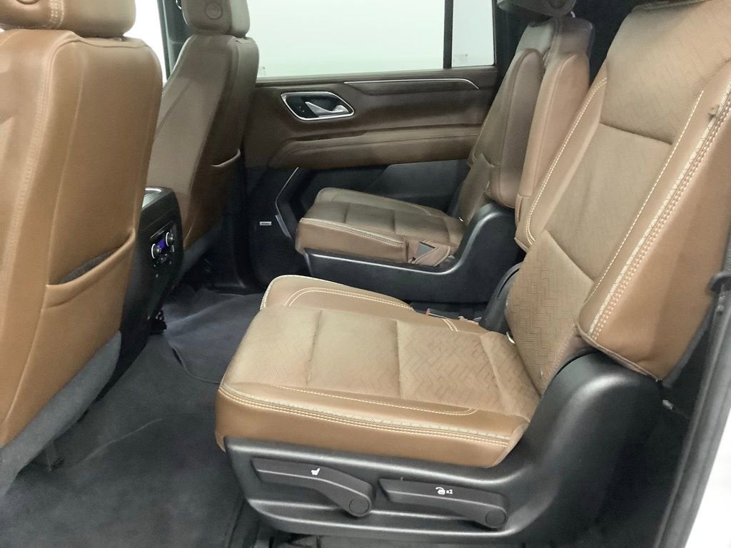 2021 Chevrolet Suburban High Country