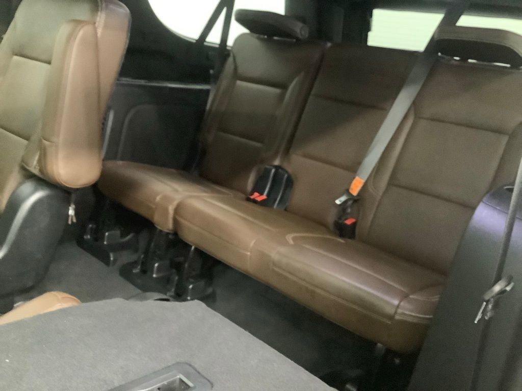 2021 Chevrolet Suburban High Country