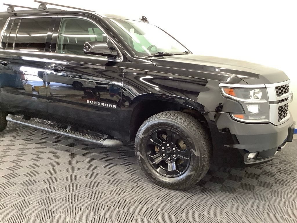2017 Chevrolet Suburban LT