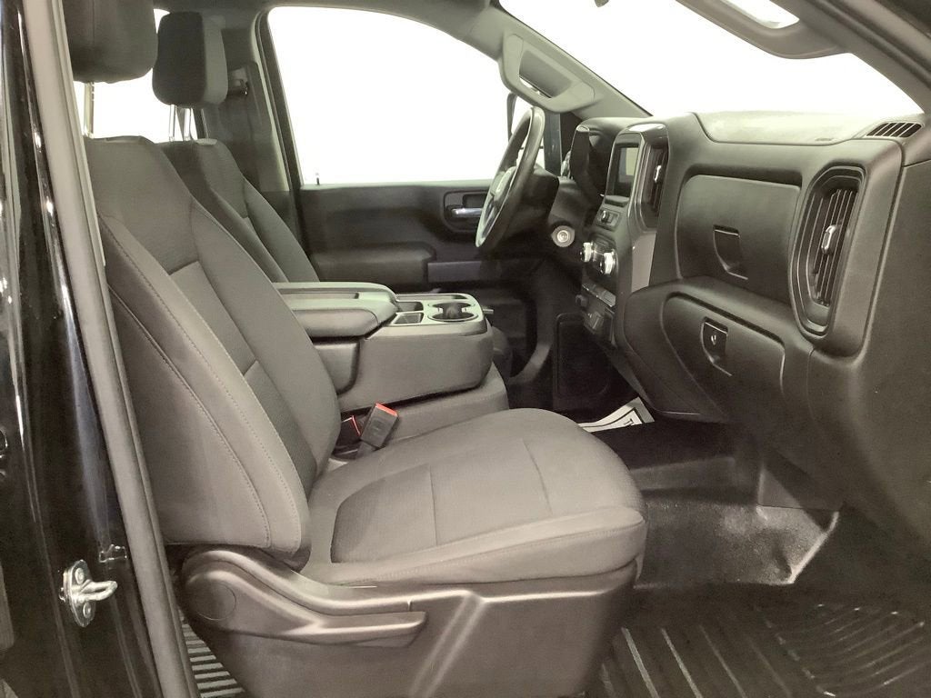 2023 GMC Sierra 2500 HD Pro