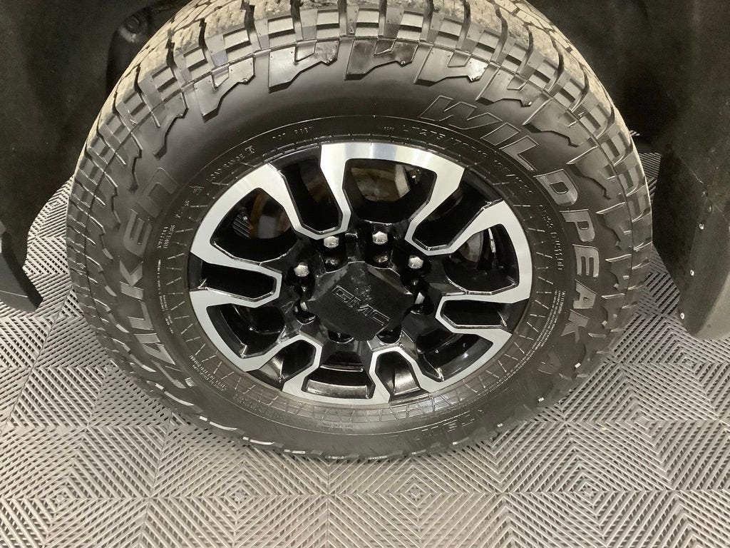 Used 2020 GMC Sierra 2500HD SLE with VIN 1GT29ME79LF318955 for sale in Kansas City