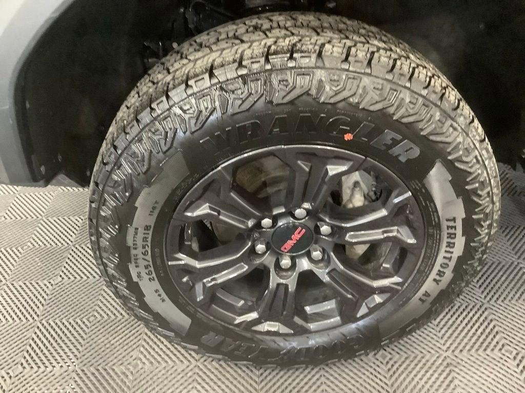 2024 GMC Canyon Elevation