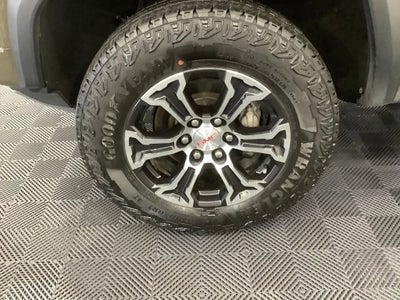2024 GMC Canyon AT4