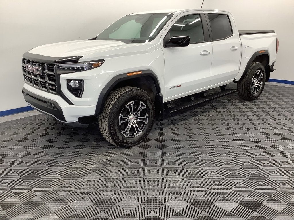 2023 GMC Canyon AT4
