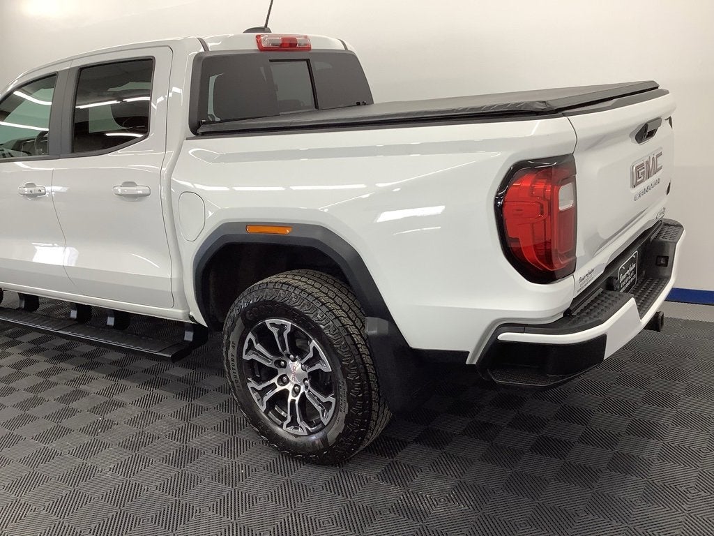 2023 GMC Canyon AT4
