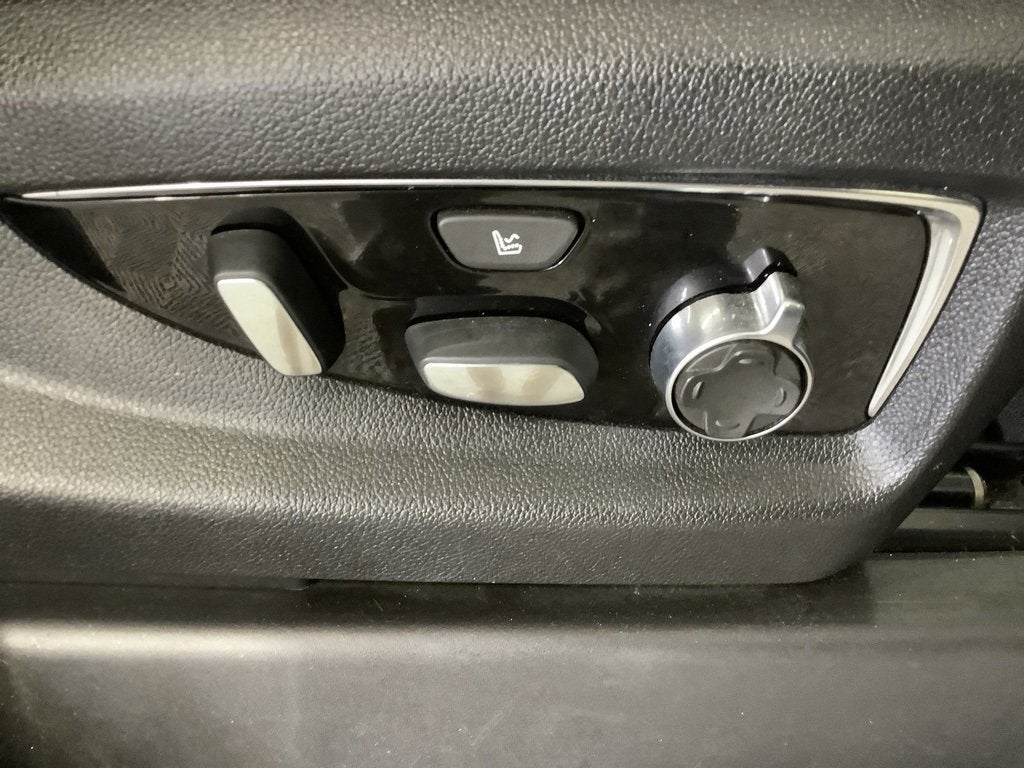 2018 Cadillac Escalade Platinum