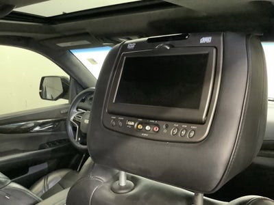 2018 Cadillac Escalade Platinum