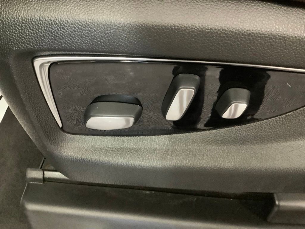 2019 Cadillac Escalade ESV Premium Luxury