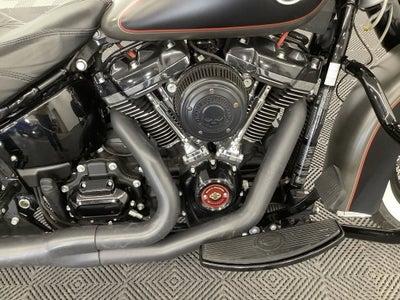 2018 HARLEY-DAV Heritage C Base