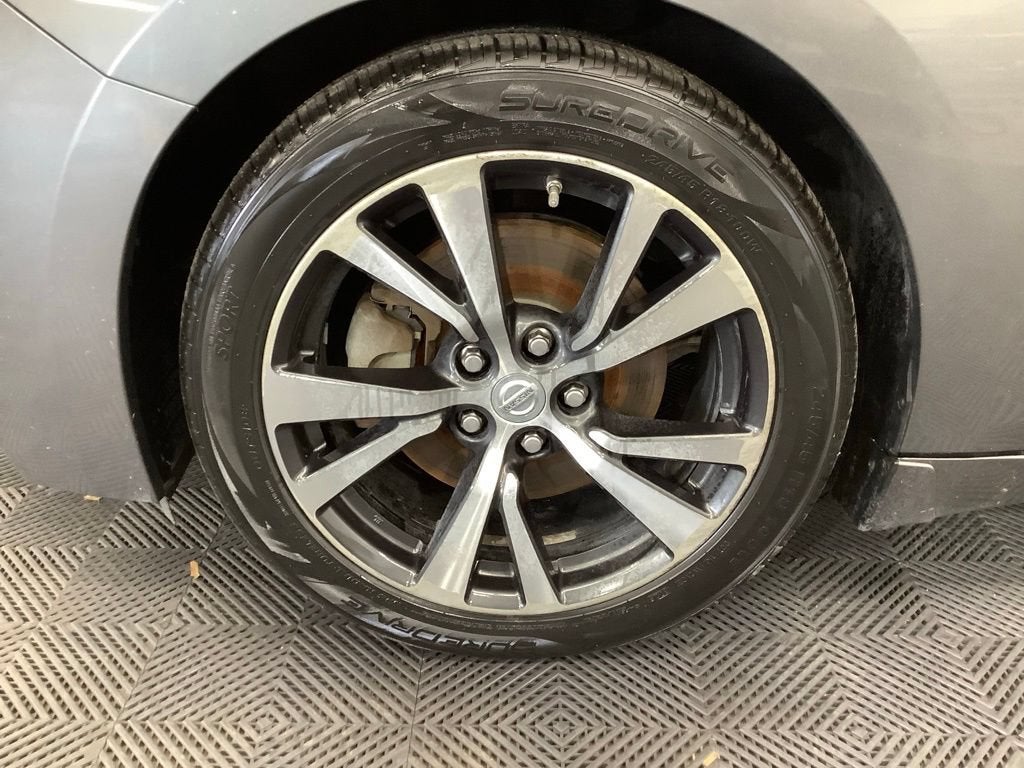 2017 Nissan Maxima SV
