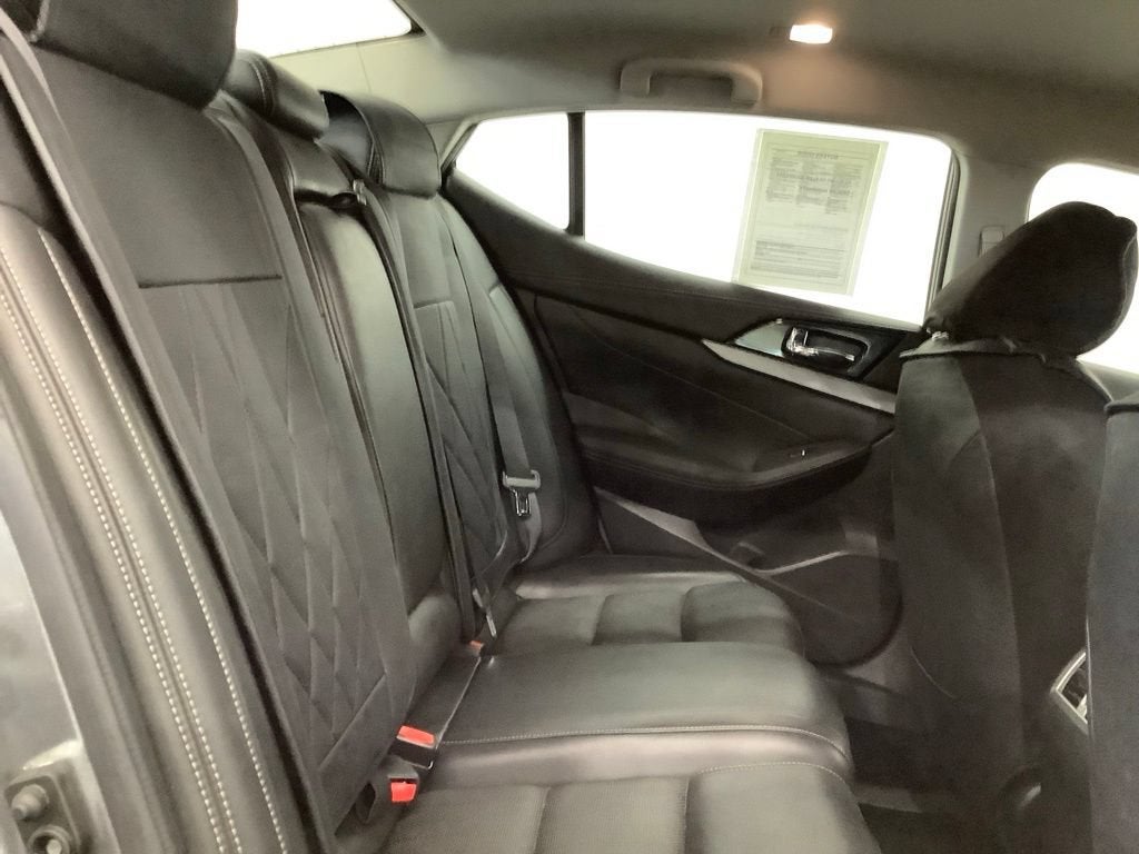 2017 Nissan Maxima SV