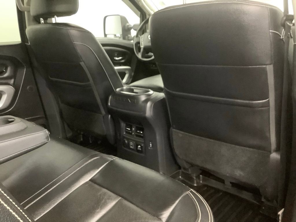 2019 Nissan Titan PRO-4X