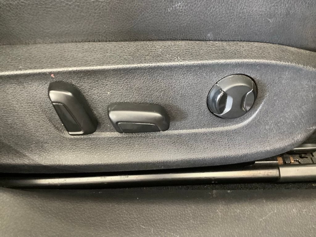 2013 Volkswagen Passat TDI SEL Premium