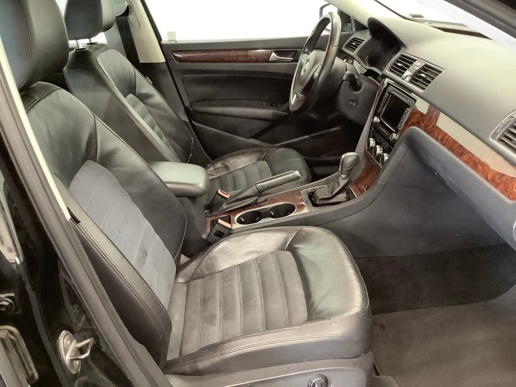 2013 Volkswagen Passat TDI SEL Premium
