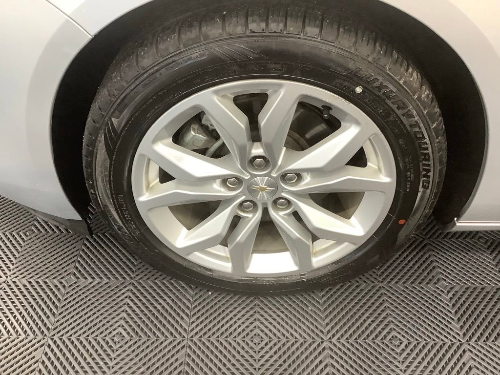 Used 2019 Chevrolet Impala LT with VIN 2G11Z5S37K9151367 for sale in Kansas City