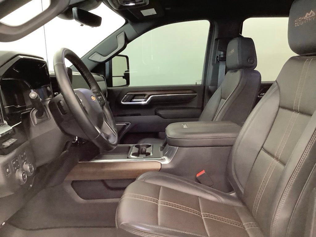 2025 Chevrolet Silverado 2500 HD High Country
