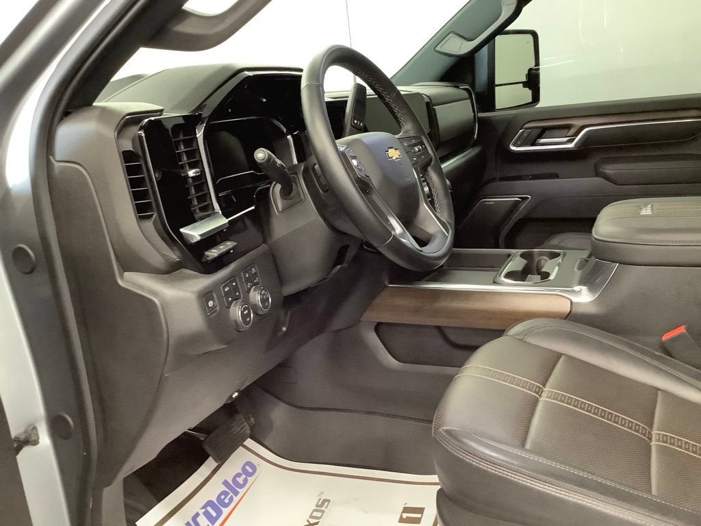 2025 Chevrolet Silverado 2500 HD High Country