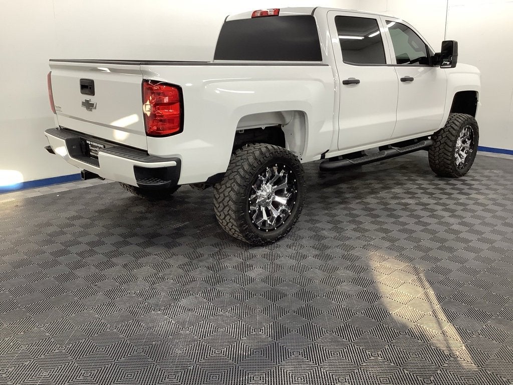 2018 Chevrolet Silverado 1500 Custom