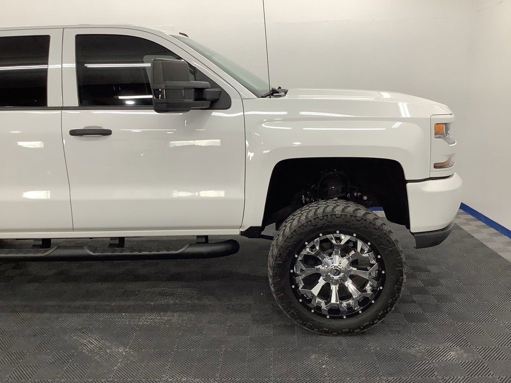 2018 Chevrolet Silverado 1500 Custom