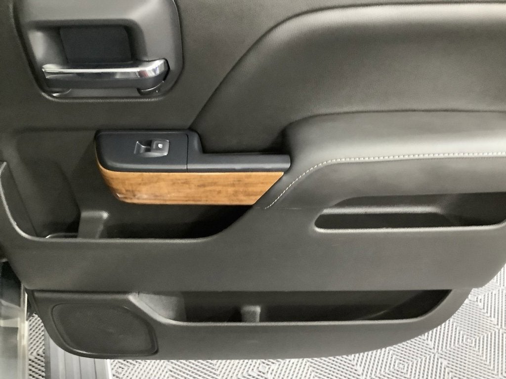 2017 Chevrolet Silverado 1500 High Country