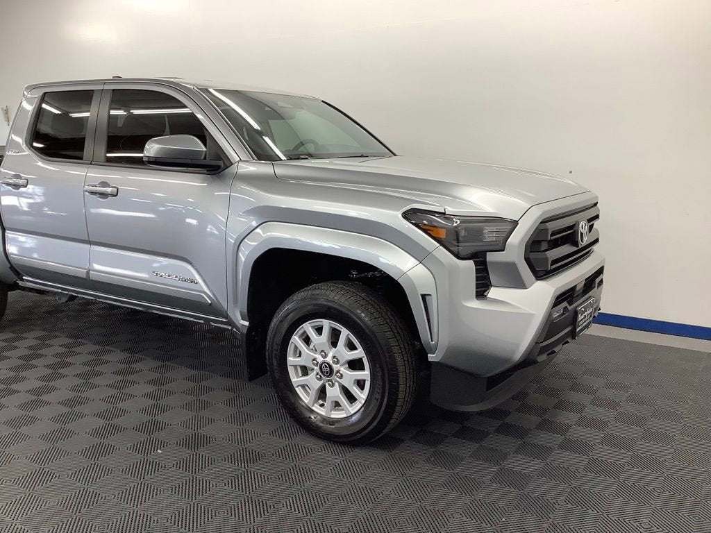 2024 Toyota Tacoma 4WD SR5