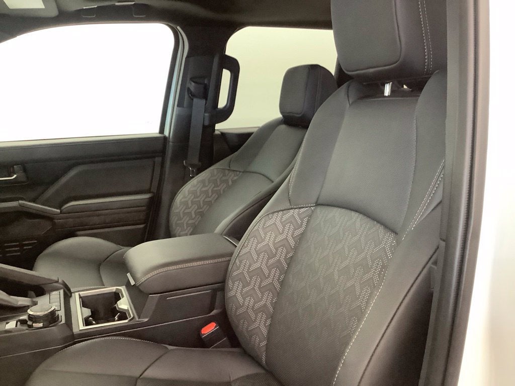 2026 Toyota Tacoma 4WD SR5