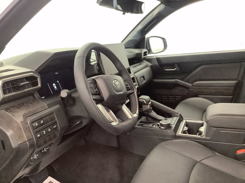 2026 Toyota Tacoma 4WD SR5