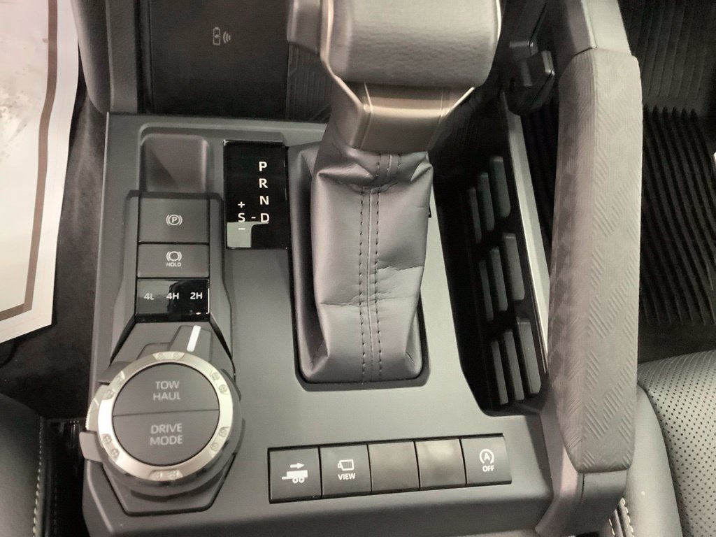 2026 Toyota Tacoma 4WD SR5