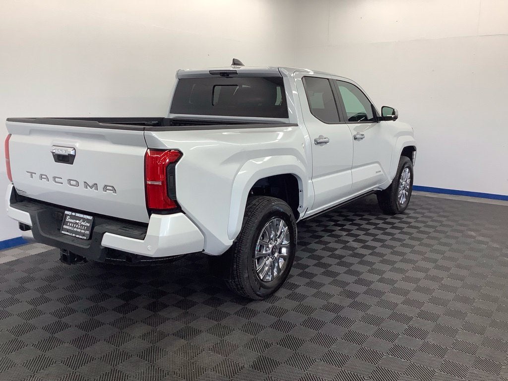 2026 Toyota Tacoma 4WD SR5