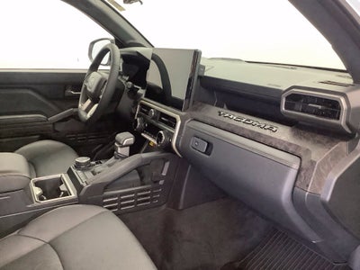 2026 Toyota Tacoma 4WD SR5