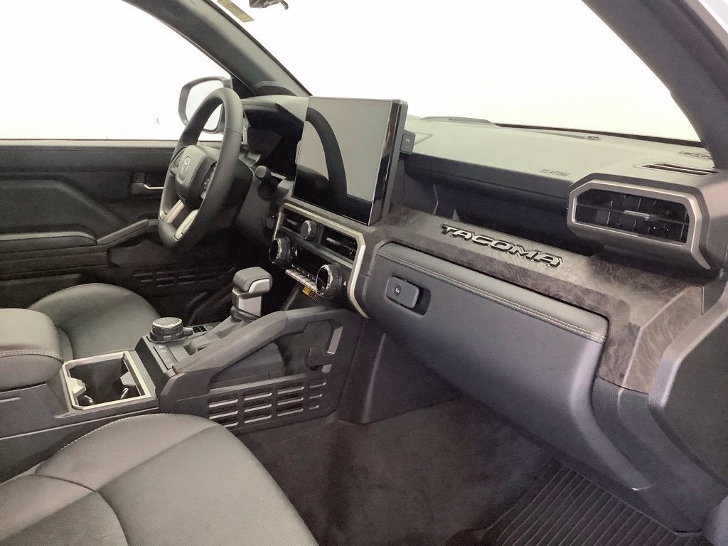 2026 Toyota Tacoma 4WD SR5
