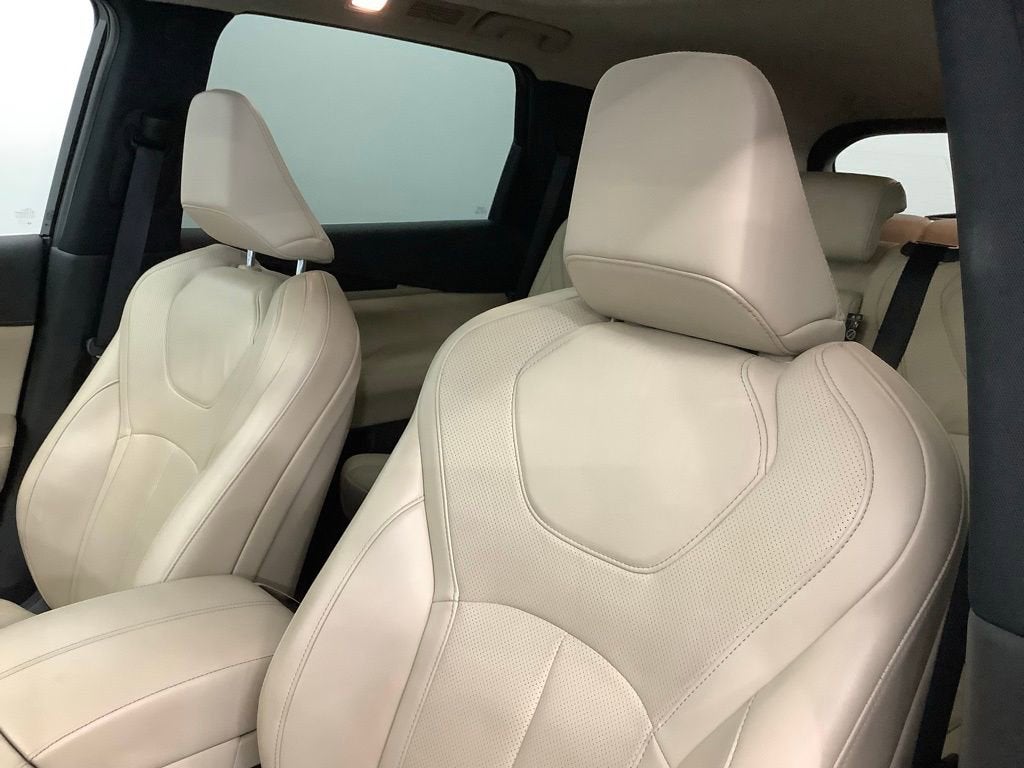 2023 INFINITI QX60 PURE