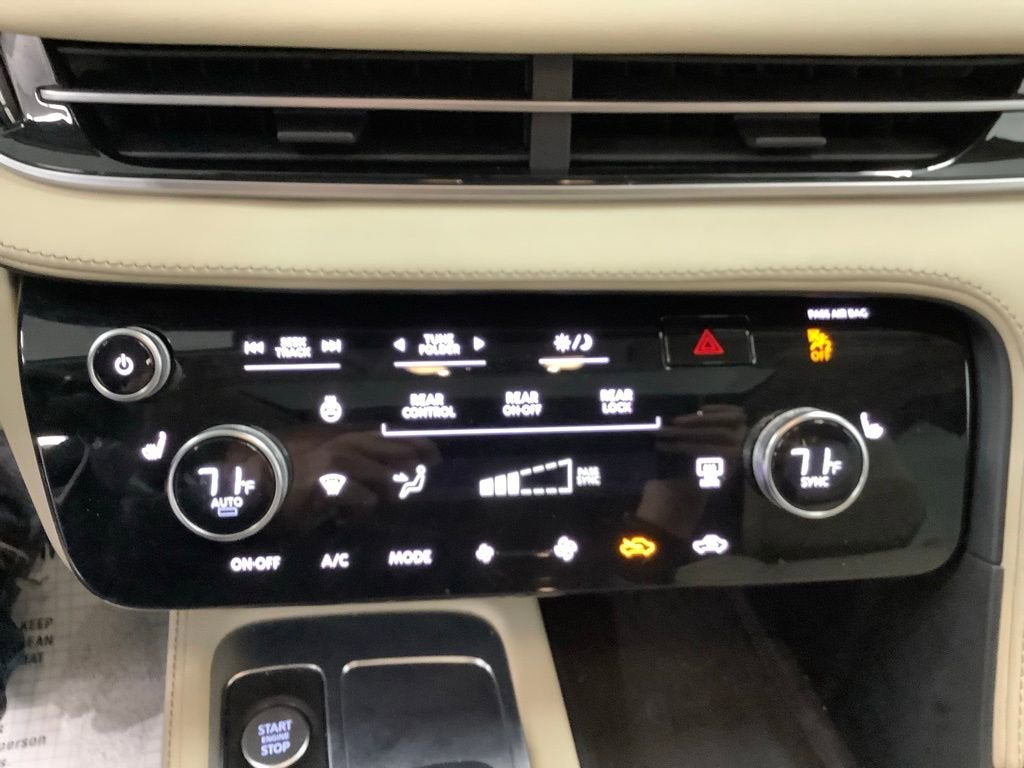 2023 INFINITI QX60 PURE