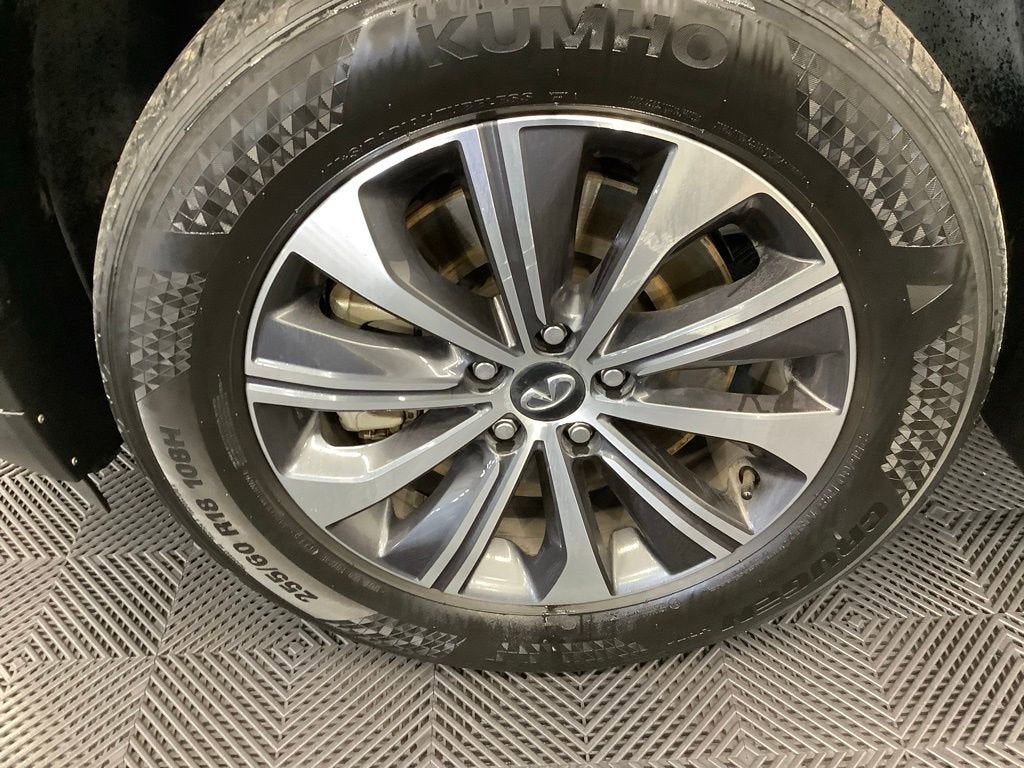 2023 INFINITI QX60 PURE