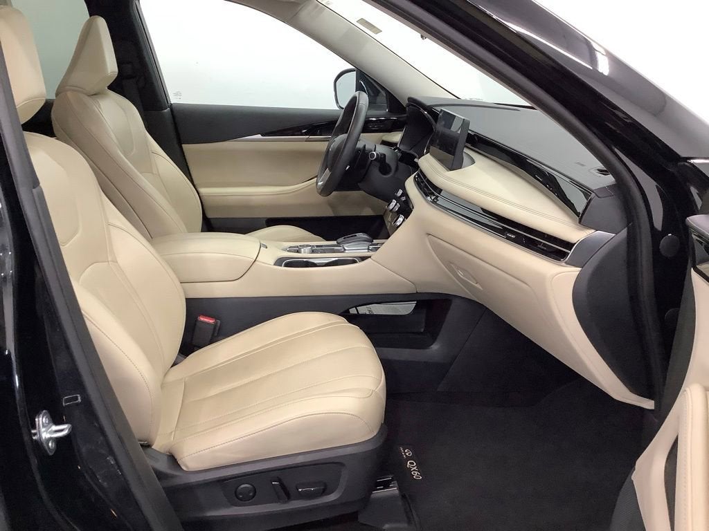 2023 INFINITI QX60 PURE