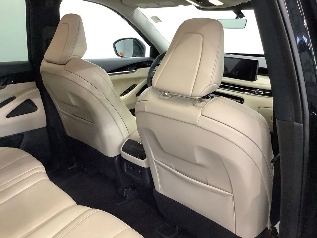 2023 INFINITI QX60 PURE