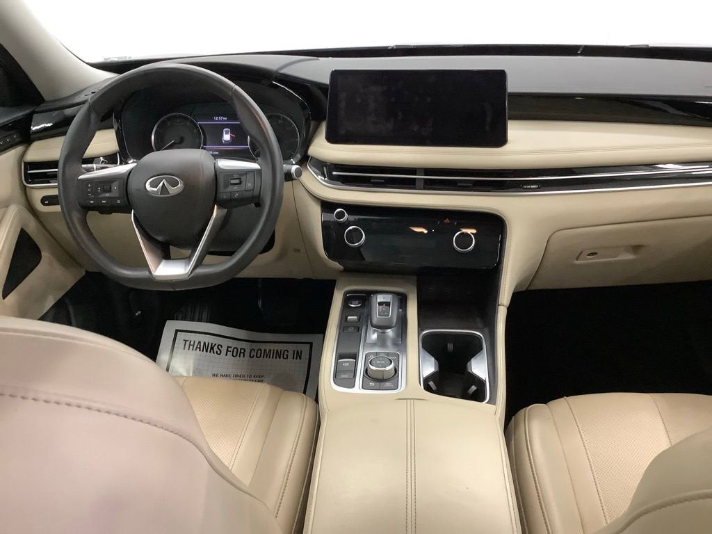2023 INFINITI QX60 PURE