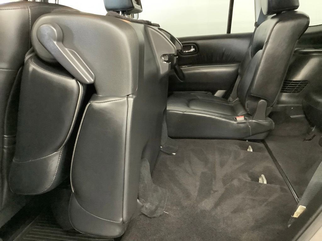 2013 INFINITI QX56 Base