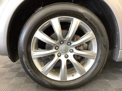 2013 INFINITI QX56 Base